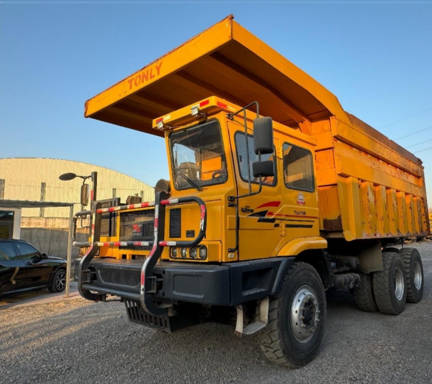 TL875B mine wide body trucks