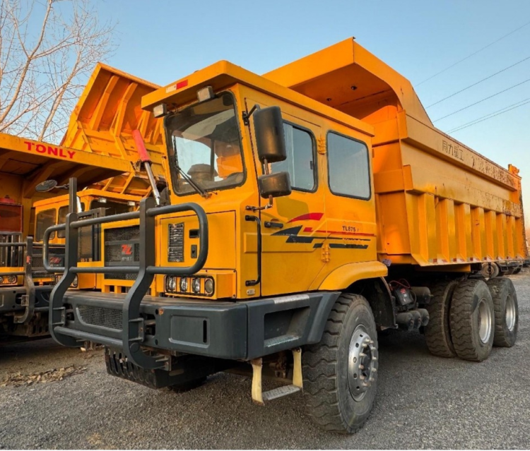 How Do TL875B Mine Wide Body Trucks Support Quarry Transportation Operations